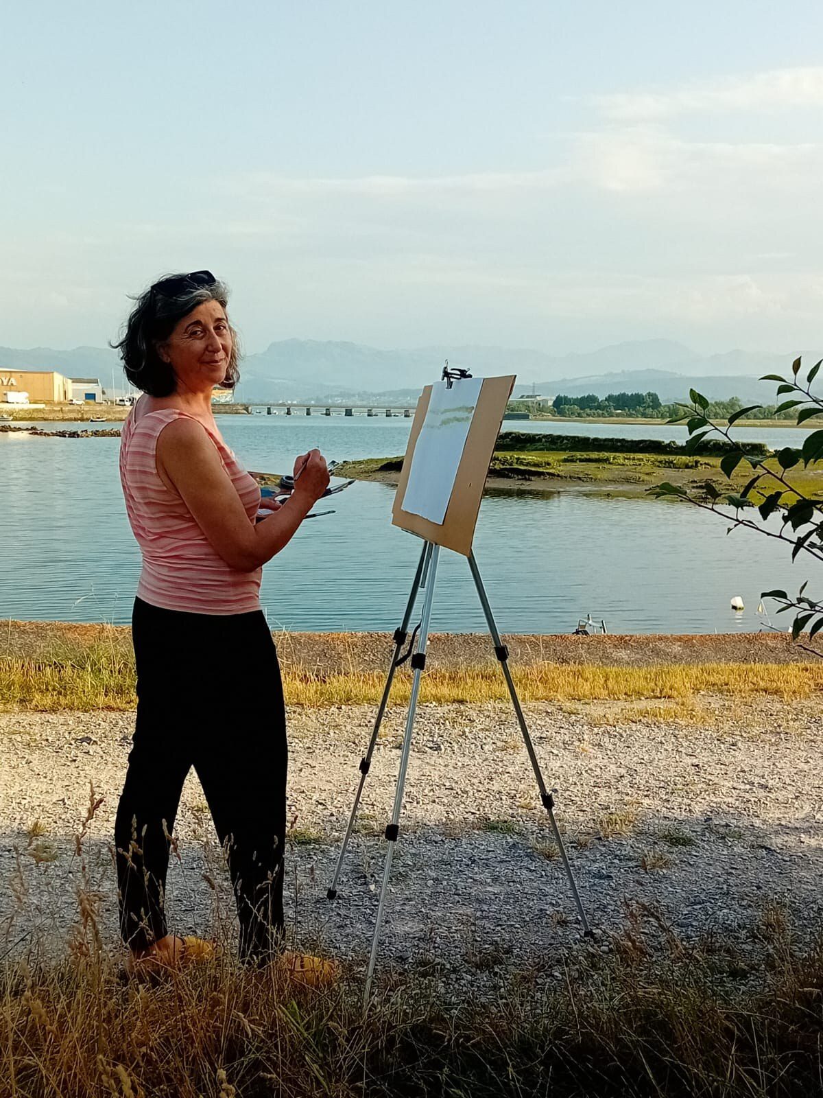 Gloria García Pertejo pintando al natural