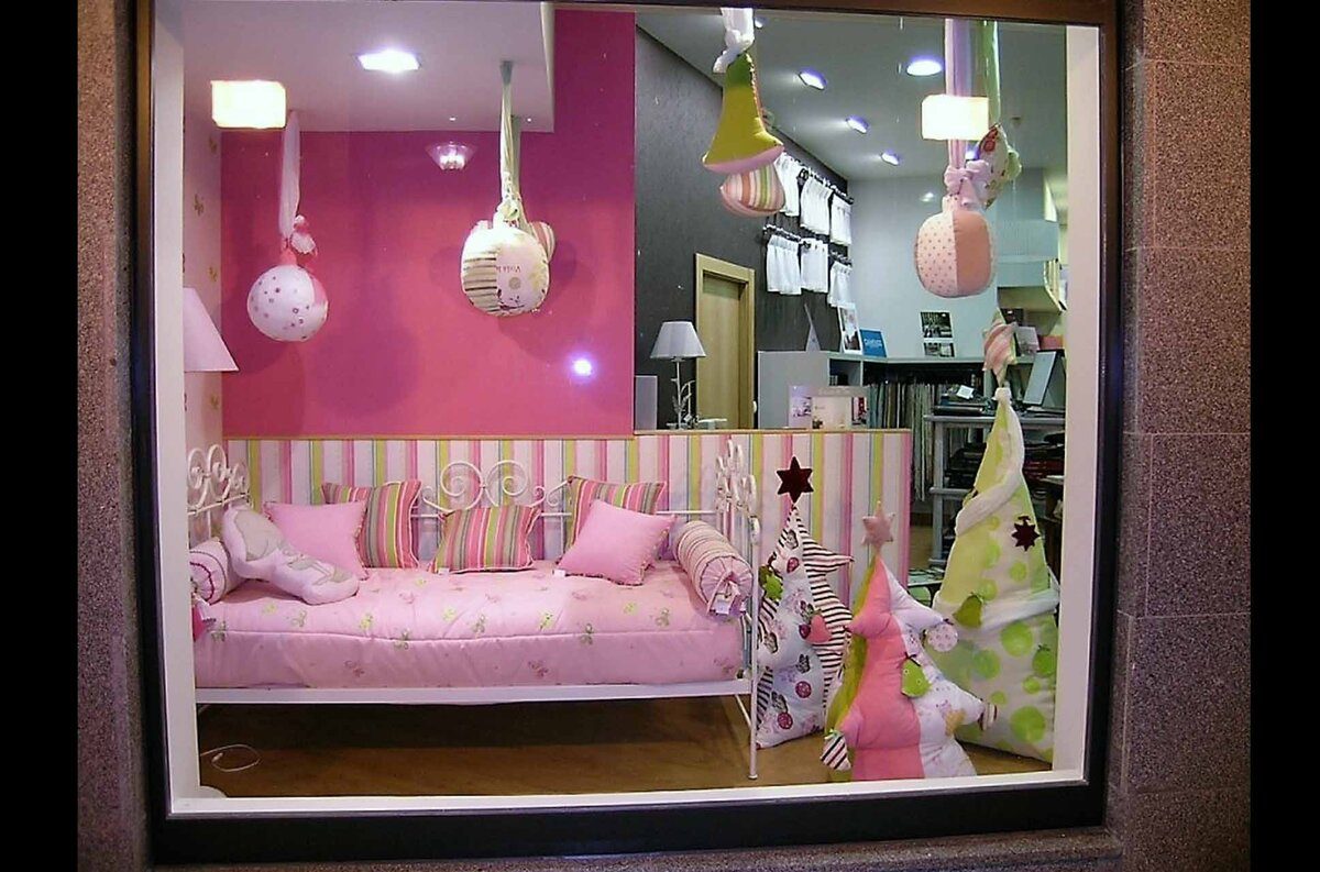 Decoración mural pintada